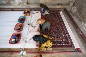 متریال مورد استفاده در فرش ایرانی دستبافت
